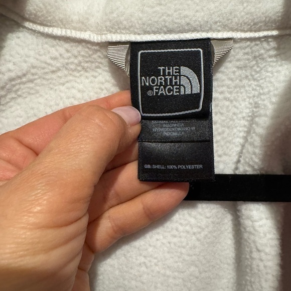 The North Face Hot Pink Girl Ski Jacket Medium snowboarding skiing C - Picture 8 of 8